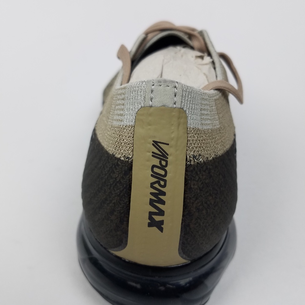 Nike Air VaporMax Flyknit 849558 - 201 Tan - Picture 3 of 7